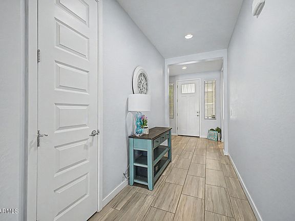 4th image of 2358 E RIDGEWOOD Lane