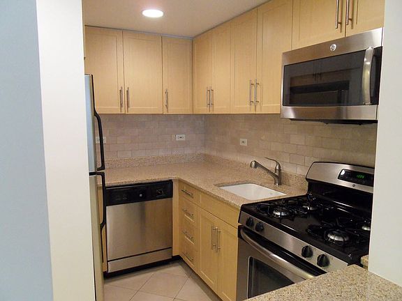 2nd image of 360 E 65th St APT 12C