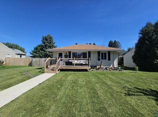 210 S 2nd St W, Aurora, MN 55705