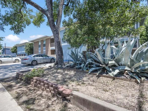 400 W 35th St APT 103, Austin, TX 78705