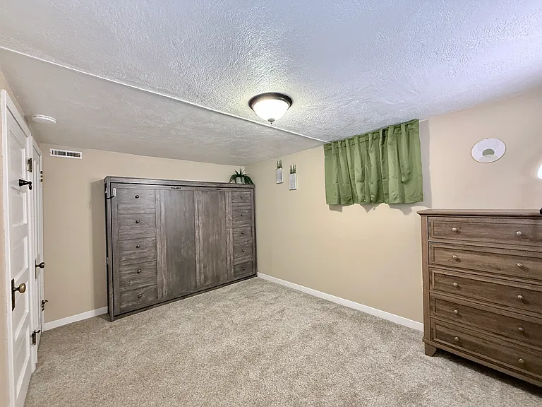 1326 E Platte Ave — Photo 12