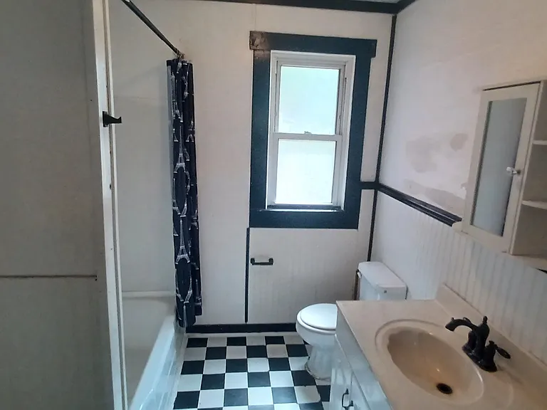 1202 Gatewood Rd — Photo 9