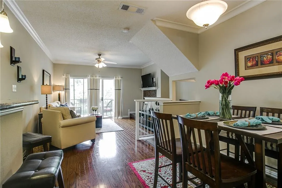 2 bed, 1411 sqft, $2,665 — Photo 1