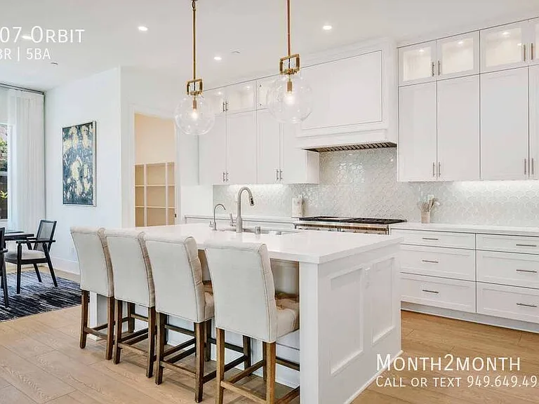 107 Orbit — Photo 19