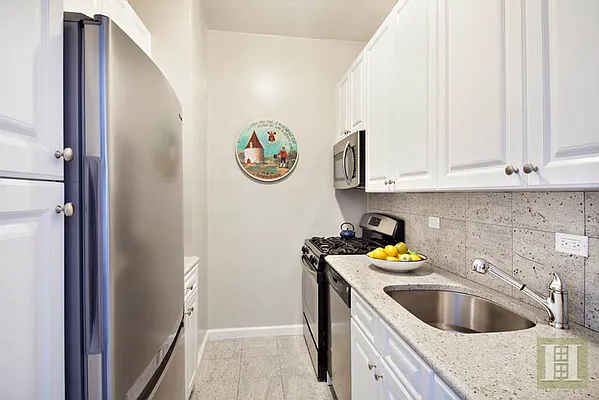 Sold by Halstead Real Estate | media 9