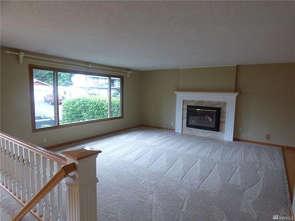 2nd image of 431 222nd St SW