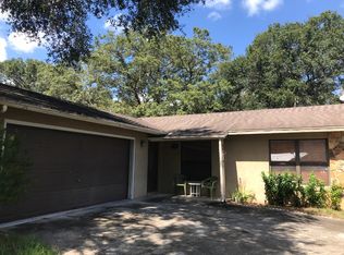 1385 E Hubbard Ave, Deland, FL 32724
