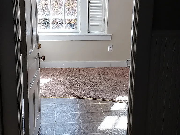 Unit 35 Foyer