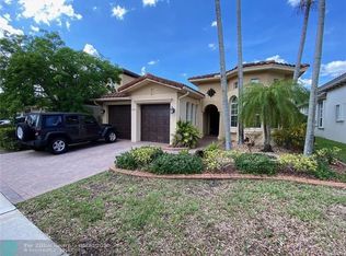 10685 NW 83rd Ct, Parkland, FL 33076