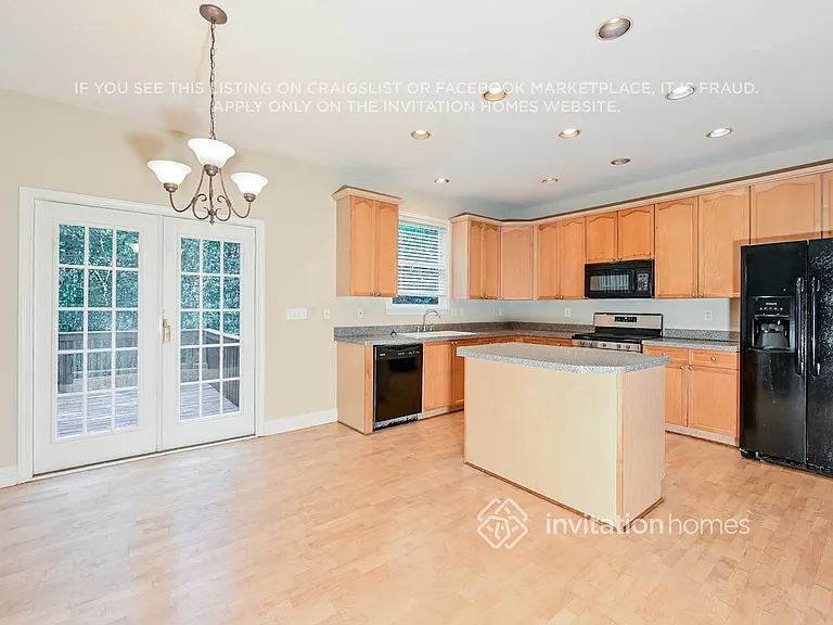 913 Daylight Cir — Photo 6