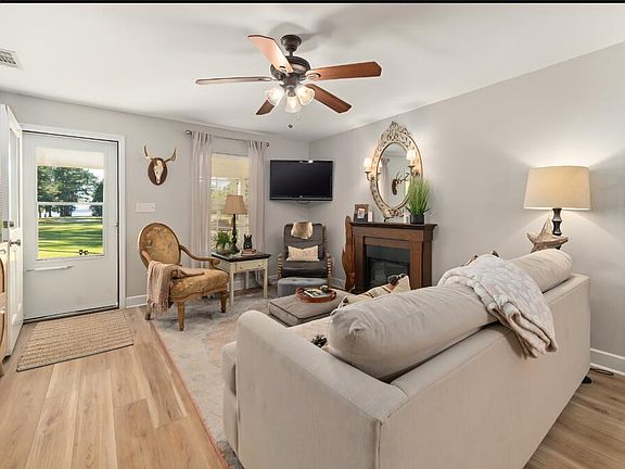4th image of 103 Lakeview Dr