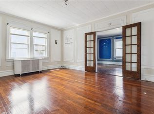 359 Egmont Ave, Mount Vernon, NY 10553