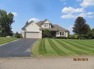 4250 Crystal Cove Ct, Linden, MI 48451