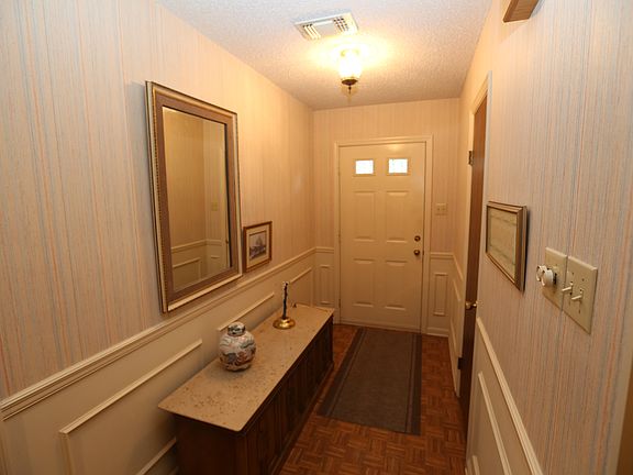 5th image of 11909 Saint Charles Blvd