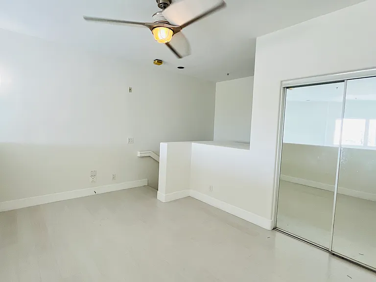 200 Pacific Coast Hwy #208 — Photo 15