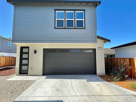 2nd image of 2014 Blackjack Way