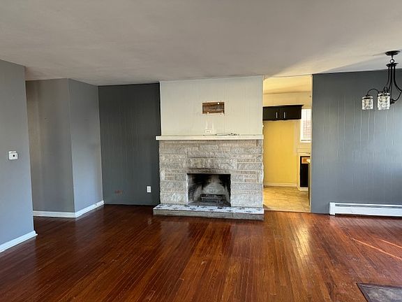 2nd image of 1303 S Mill St