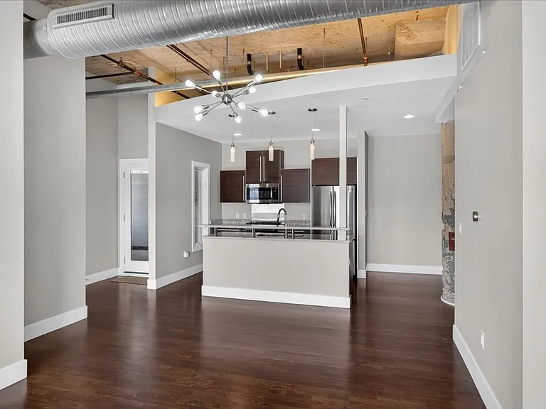 4100 Forest Park Ave #213 — Photo 16
