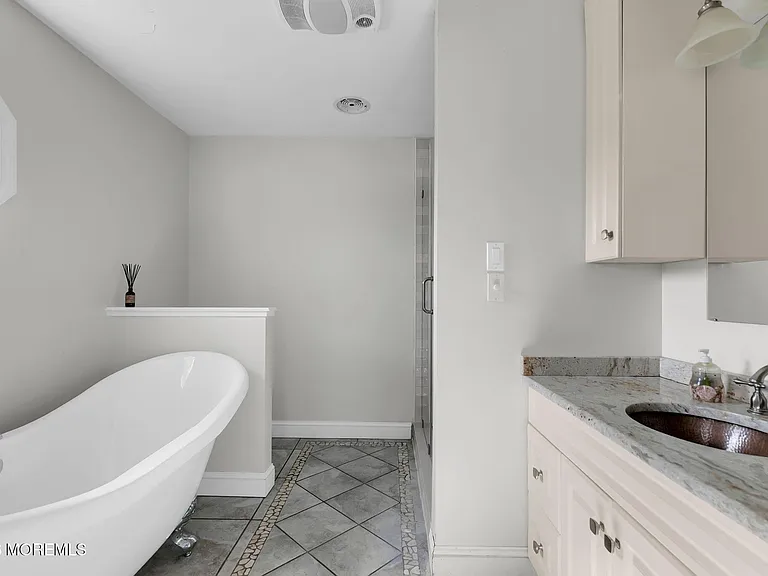 3 Monmouth Pl — Photo 26