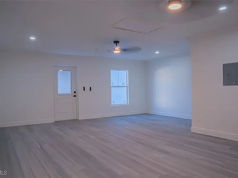 331 Detroit Ave — Photo 15