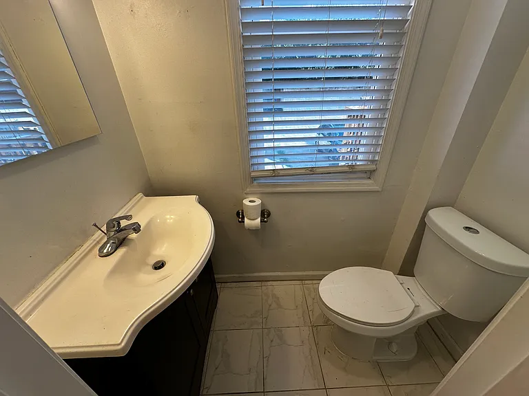 38 K St NW — Photo 7