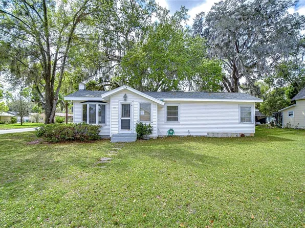 5313 11th St, Zephyrhills, FL 33542