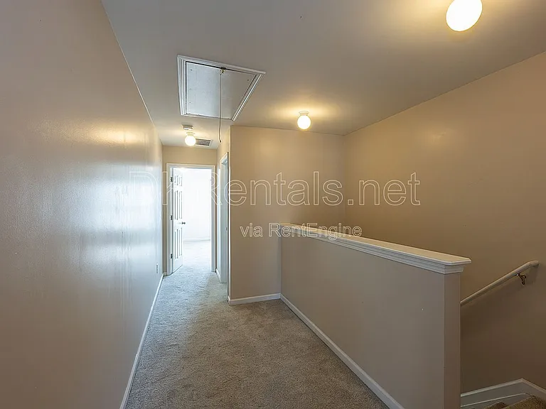 1959 Lakeshore Overlook Cir NW — Photo 4