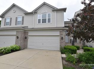 1583 Yellowstone Dr, Streamwood, IL 60107