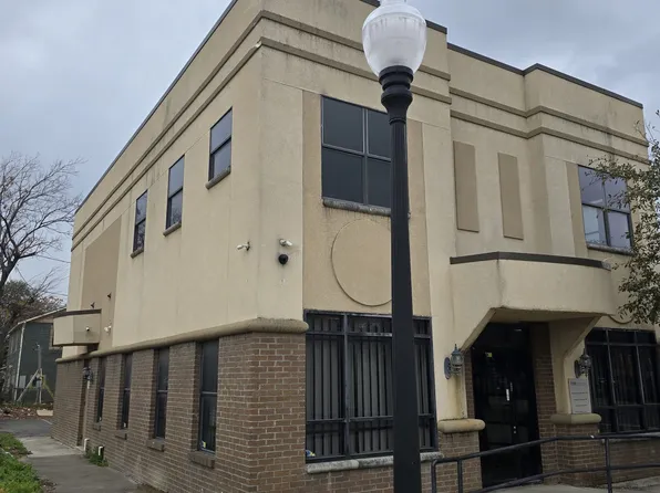 654 Saint Louis Ave Suite 204, Fort Worth, TX 76104