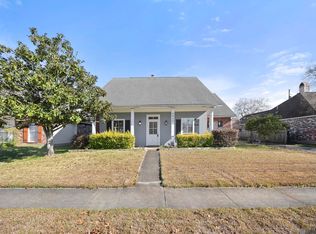5933 Woodlawn Park Ct, Baton Rouge, LA 70817