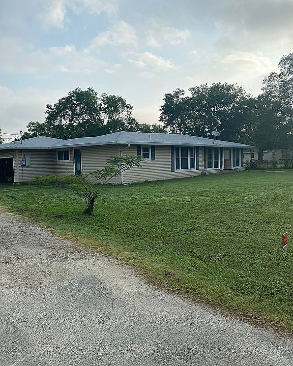 2nd image of 5073 State Highway 7