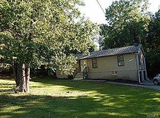 29 Ridgebury Hill Rd, Slate Hill, NY 10973