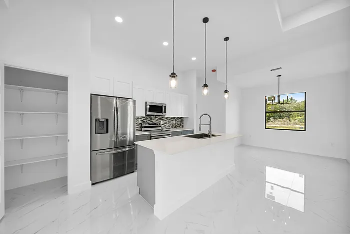 334 Ranch Ave — Photo 5