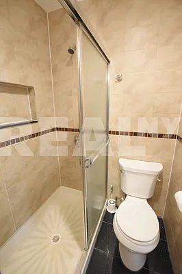 Rented by REAL New York | media 9