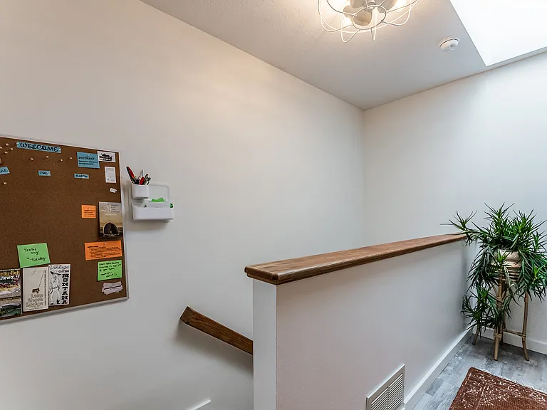 1712 W Olive St #50 — Photo 28
