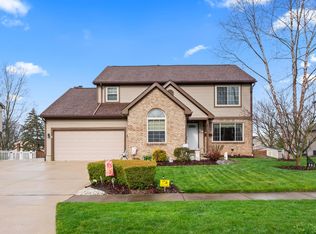 465 Shady Spring Dr, Columbus, OH 43230