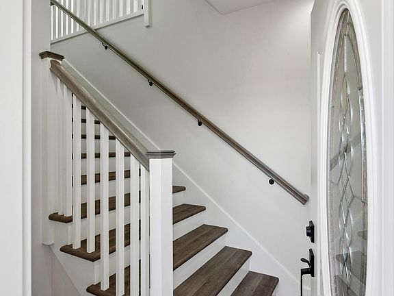 3rd image of 543 Filbert St #B