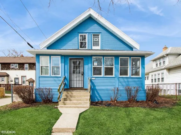 5219 North 38th STREET, Milwaukee, WI 53209