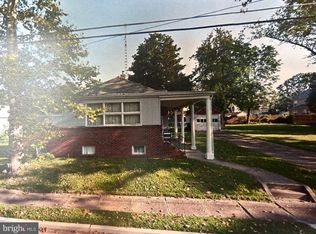 405 Lake Ave, Glendora, NJ 08029