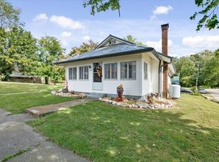 200 N Walnut St, Winslow, IN