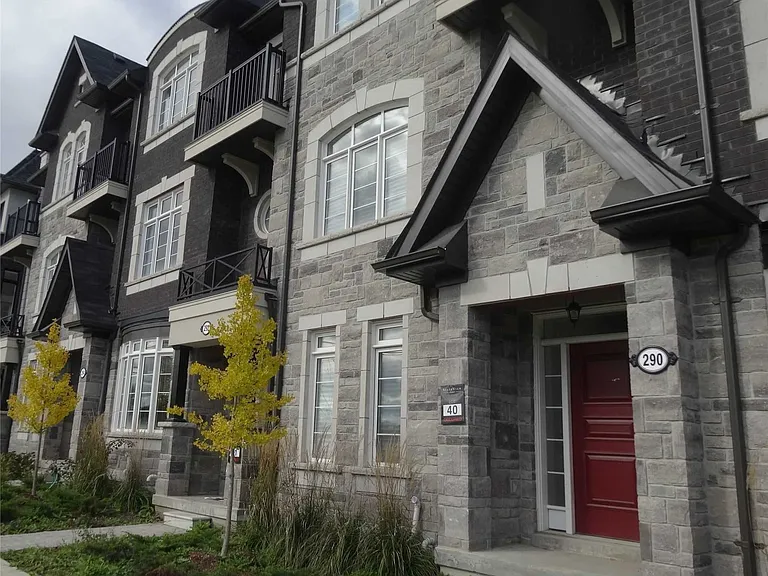 290 King Rd — Photo 16