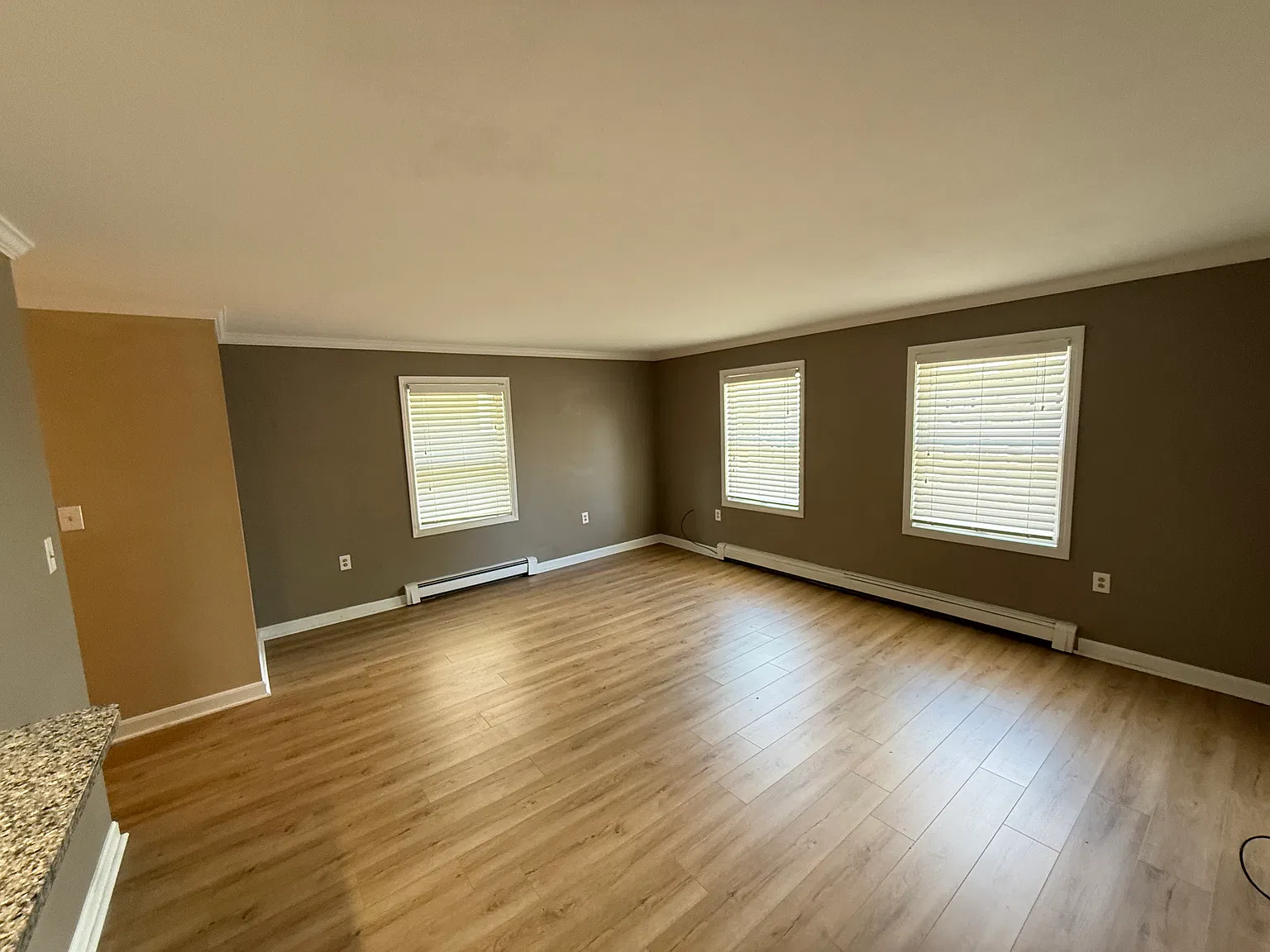 2 bed, 1200 sqft, $2,900 — Photo 1