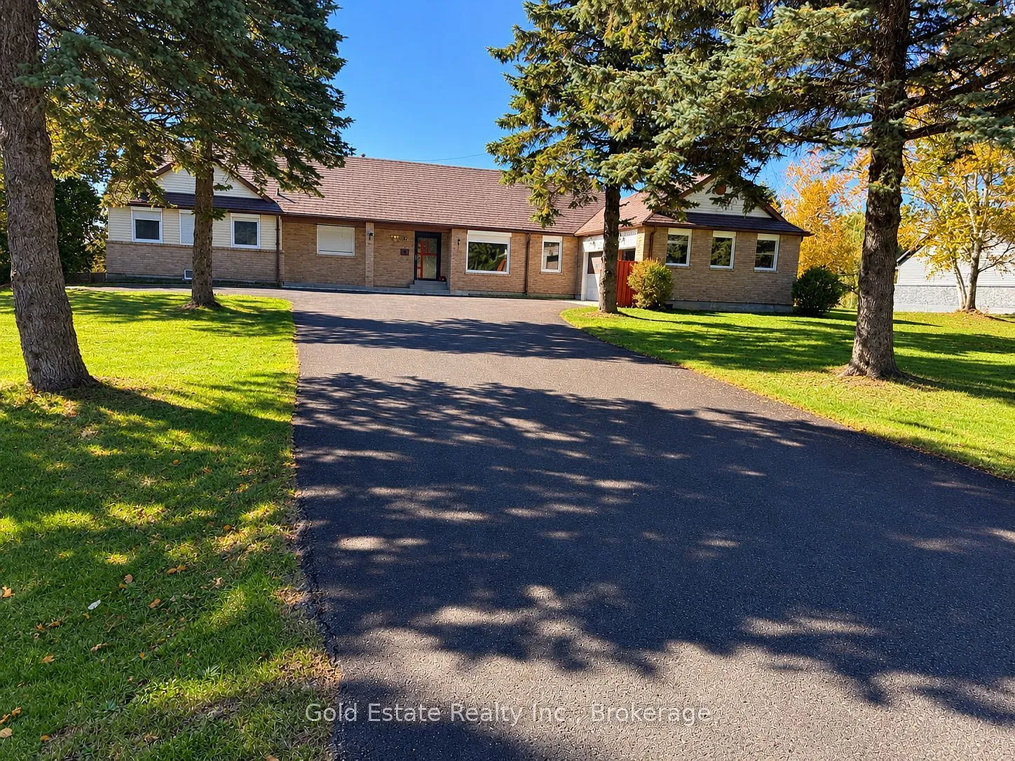4 bed, $3,200 — Photo 2