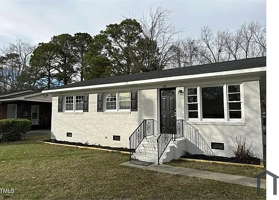 3 bed, 1026 sqft, $1,495 — Photo 2