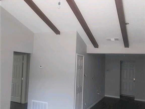 3rd image of 1021 Hickory Hill Dr