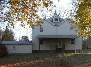 323 Walnut Ave, Sharon, PA 16146