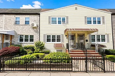 59 Bay 40th Street