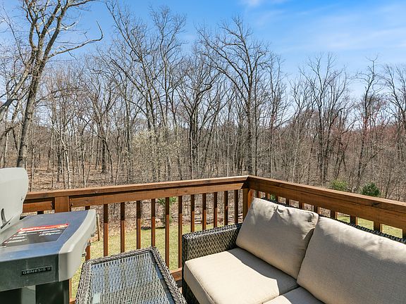 2nd image of 14 Bicknell Cir