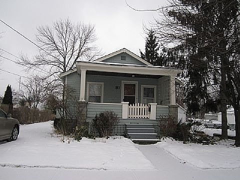 1st image of 81 Lincoln Ave