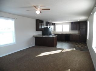 29396 Birch Dr #207, Flat Rock, MI 48134